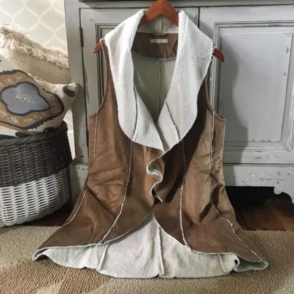 SOLD OUT!  Sherpa Vegan Suede Vest Coat - Picture 5 of 6